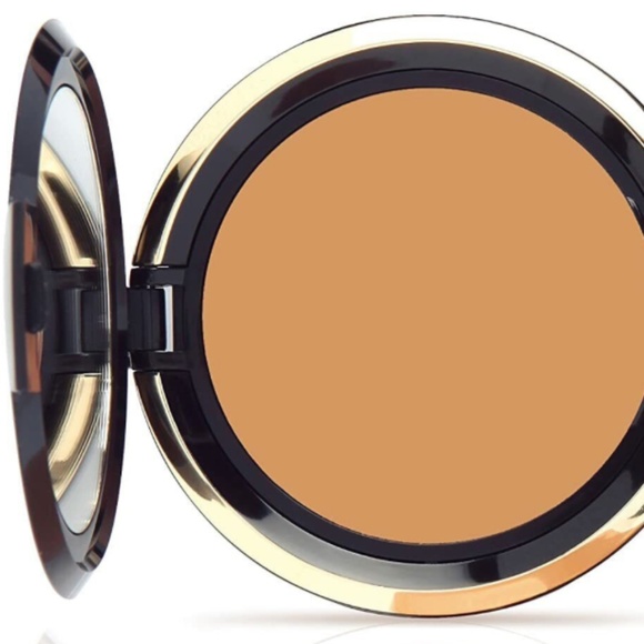 Golden Rose Compact Foundation Matt Finish - Satin Effect with Vitamin E 08 - Picture 2 of 3